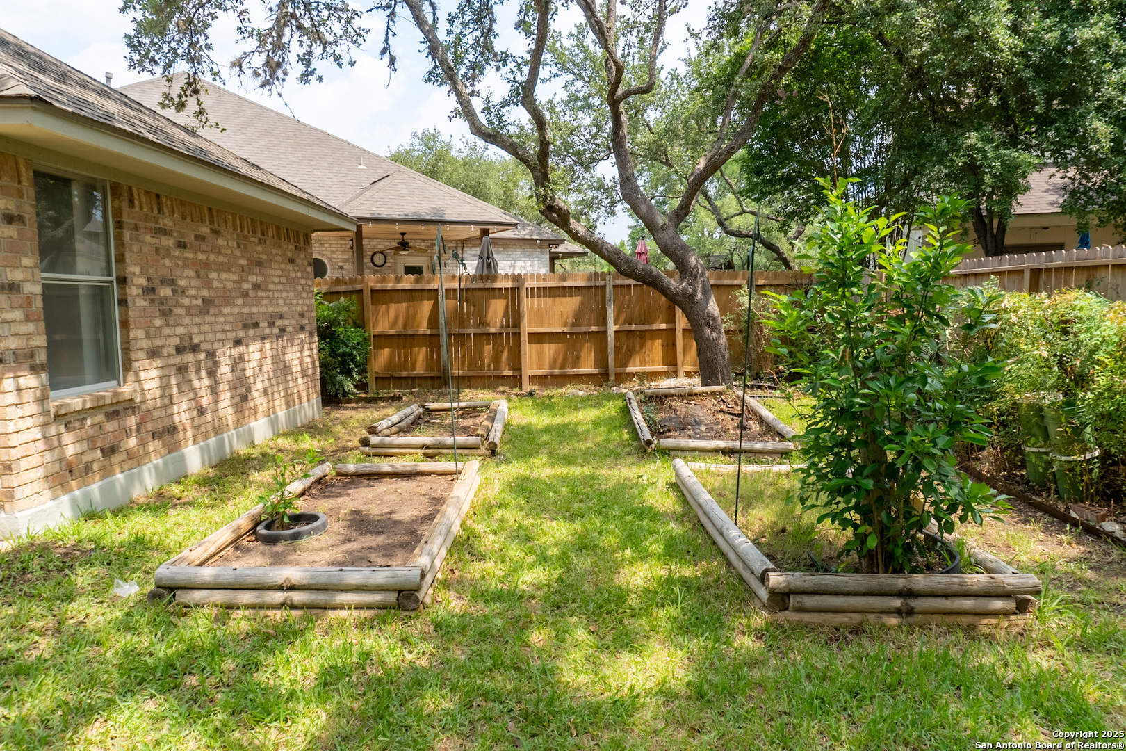 17410 Canyon Breeze