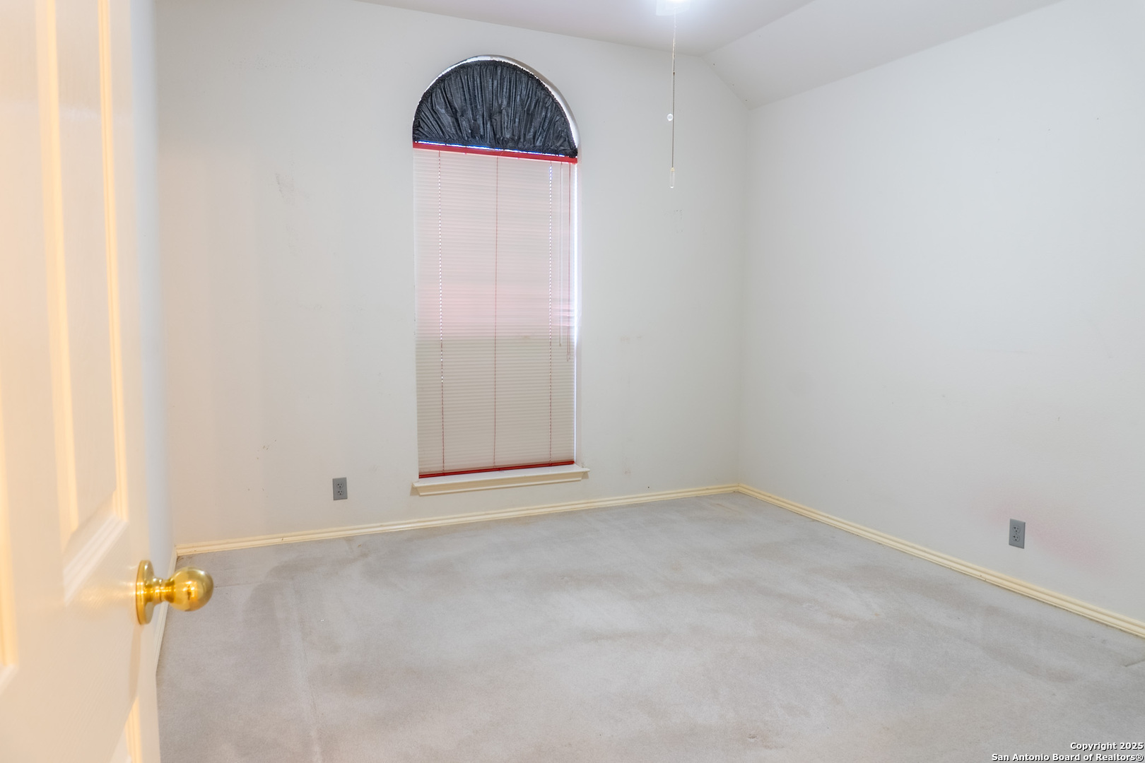 17410 Canyon Breeze