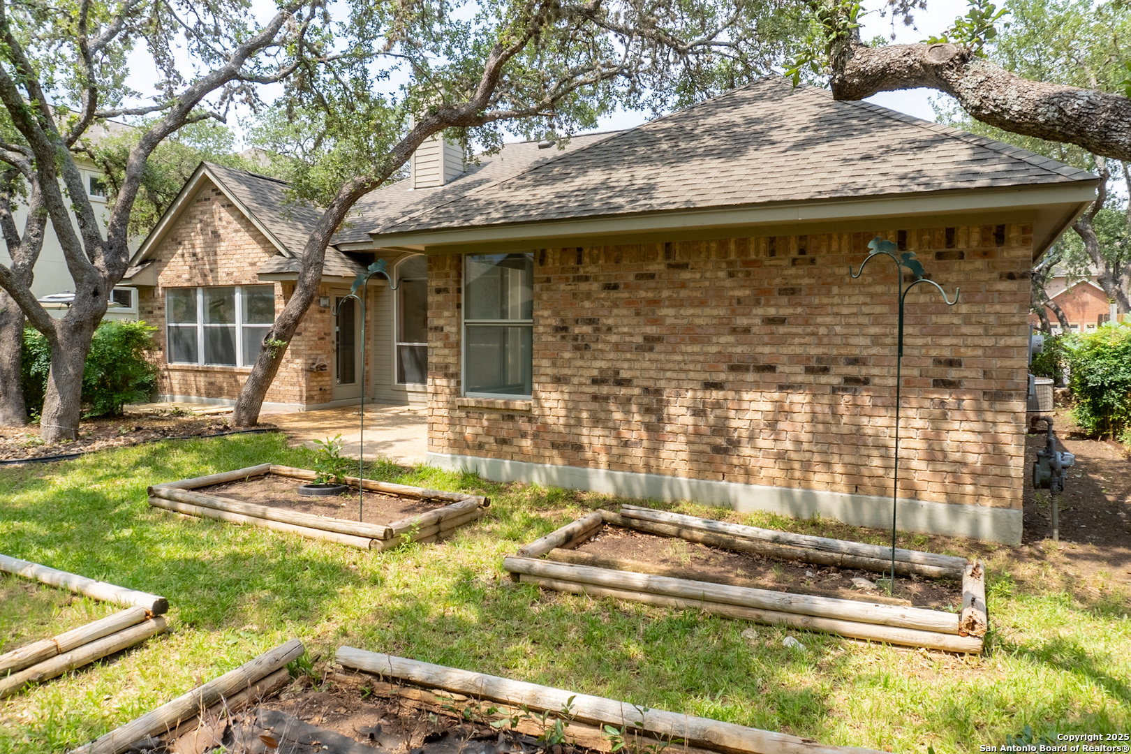 17410 Canyon Breeze