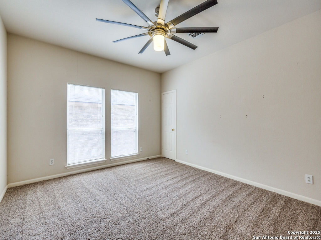 815 Highland Knl