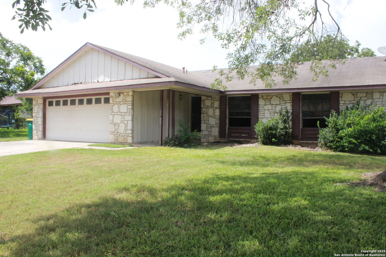 222 Kerry Brook