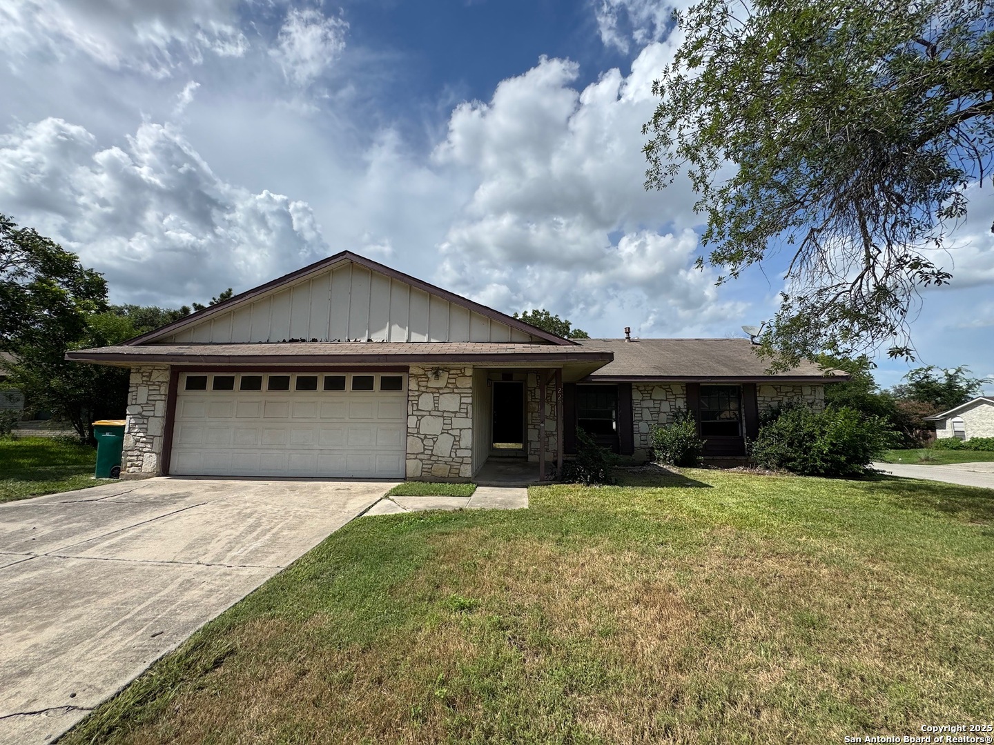 222 Kerry Brook