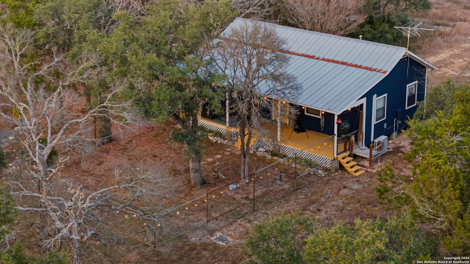 1060 Forest View Dr