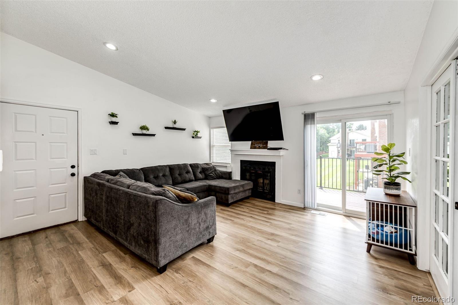 11982 Bellaire Street Unit: G