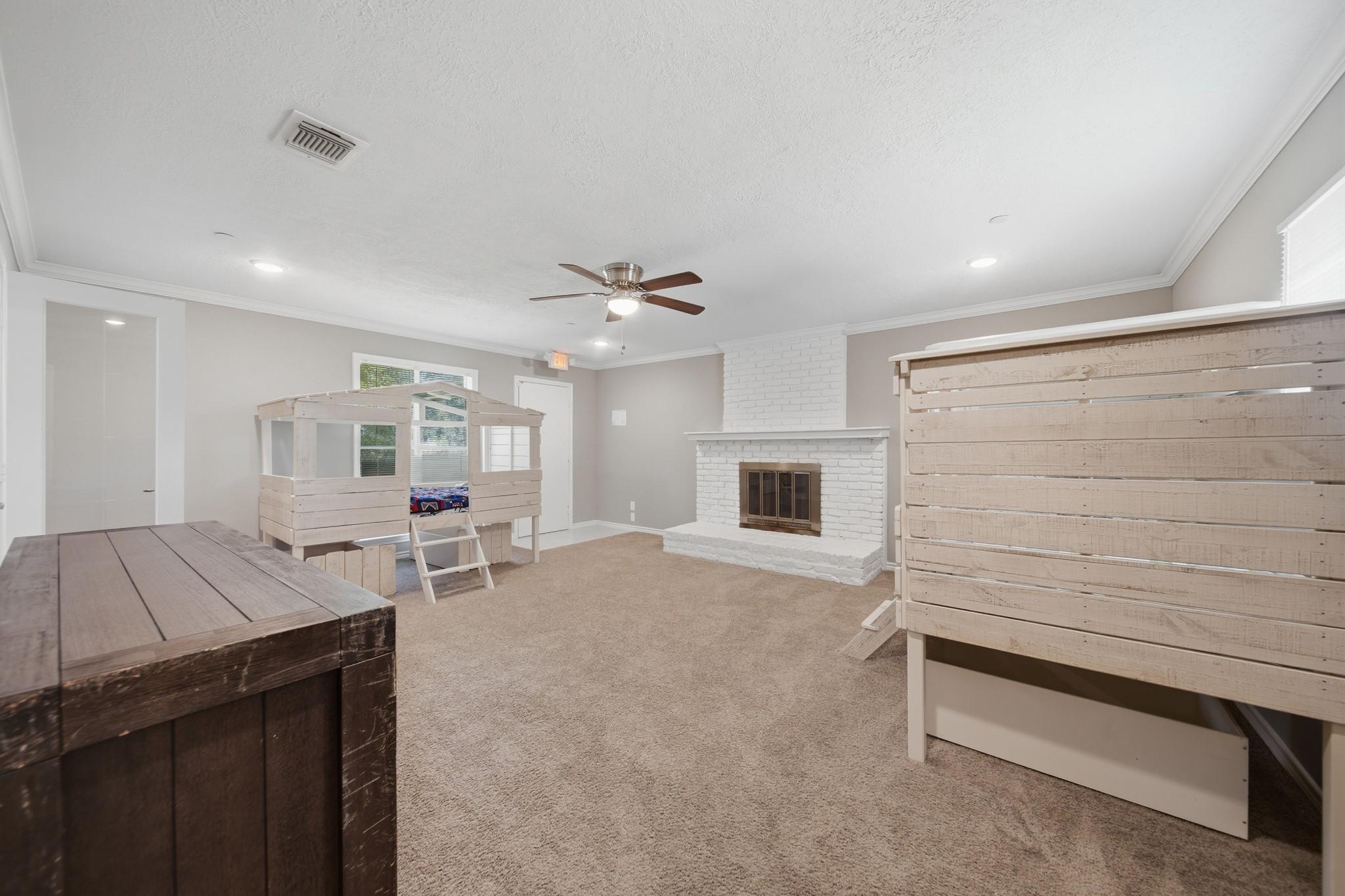 3006 Spring Creek Drive