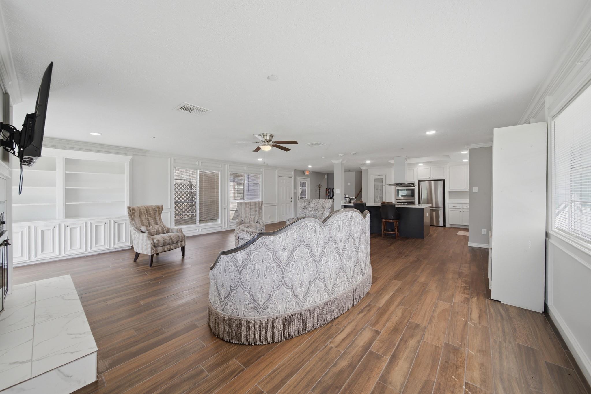 3006 Spring Creek Drive