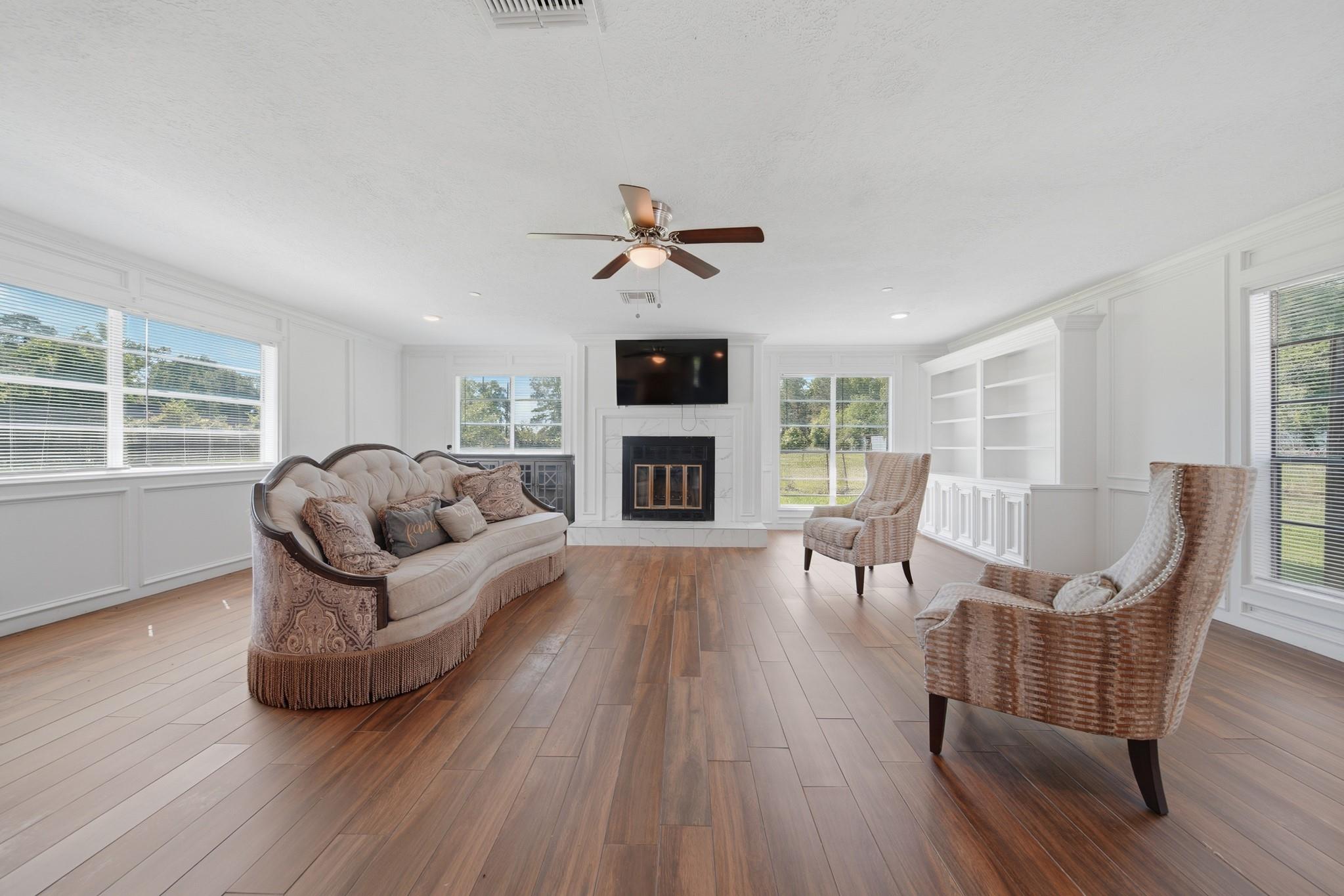 3006 Spring Creek Drive