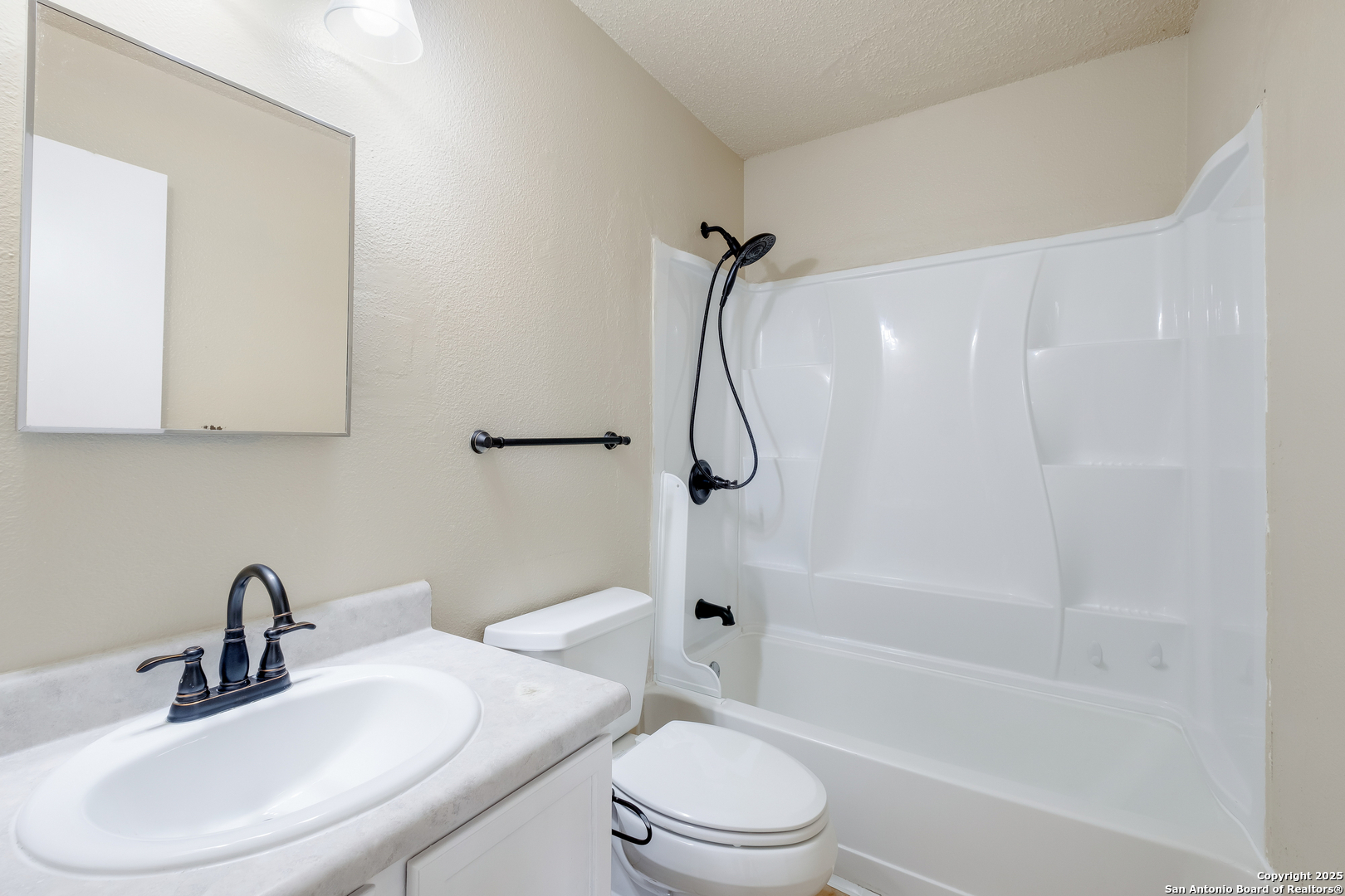8803 Breezefield