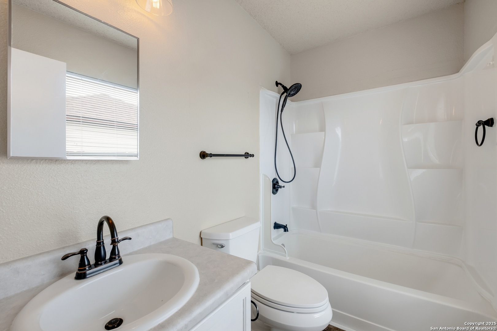 8803 Breezefield
