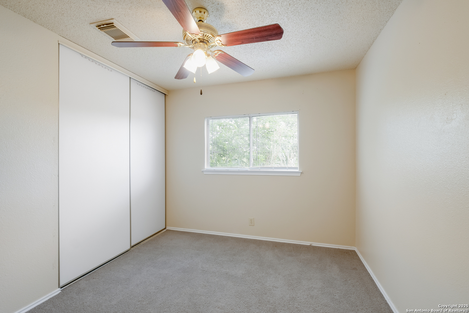 8803 Breezefield