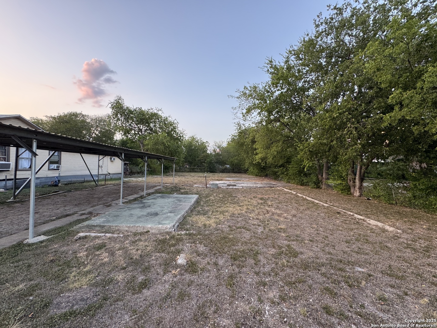 415 Westfall