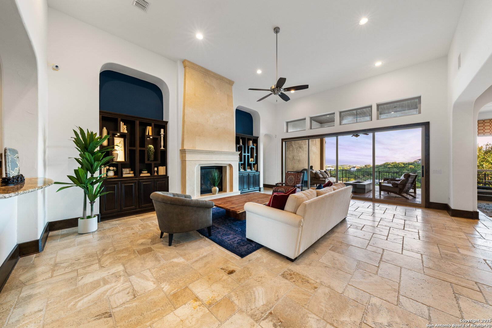 6802 Bella Colina