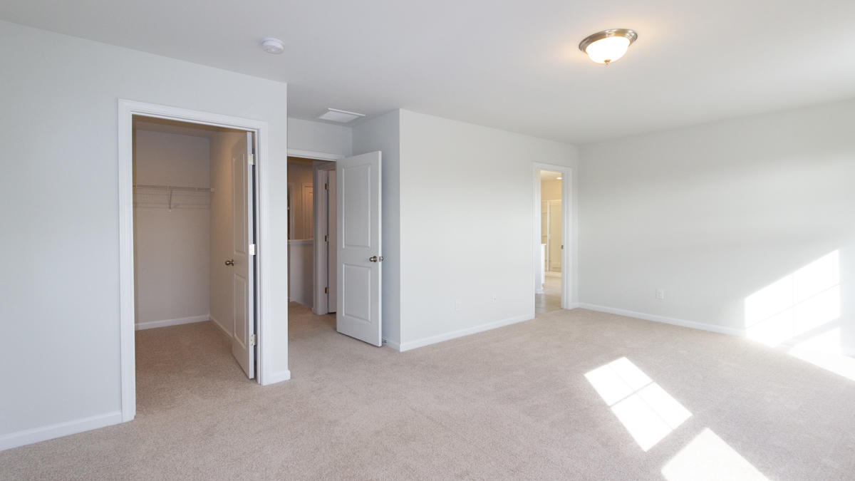 2700 Sunrose Lane
