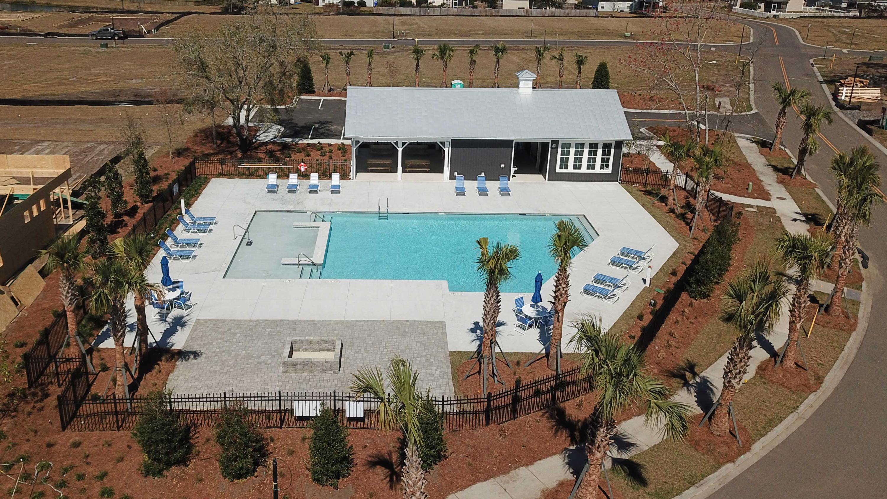 2700 Sunrose Lane