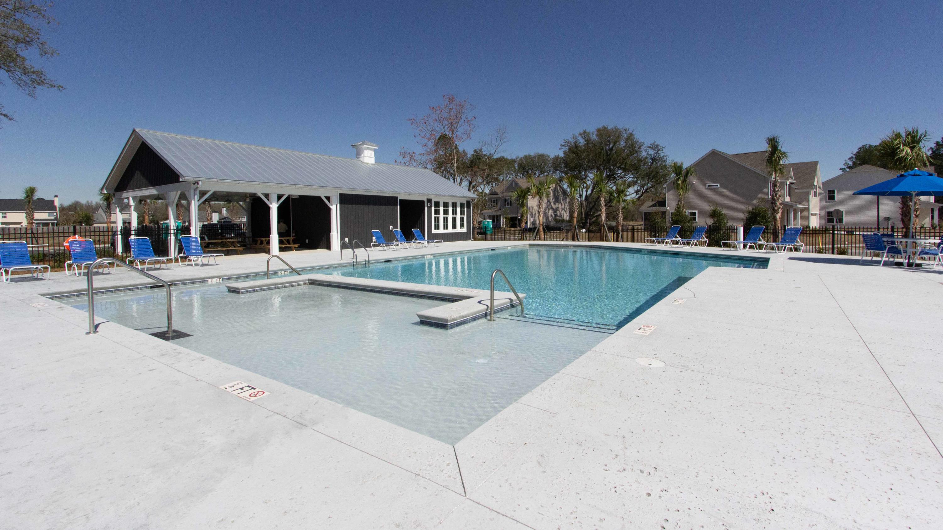 2700 Sunrose Lane