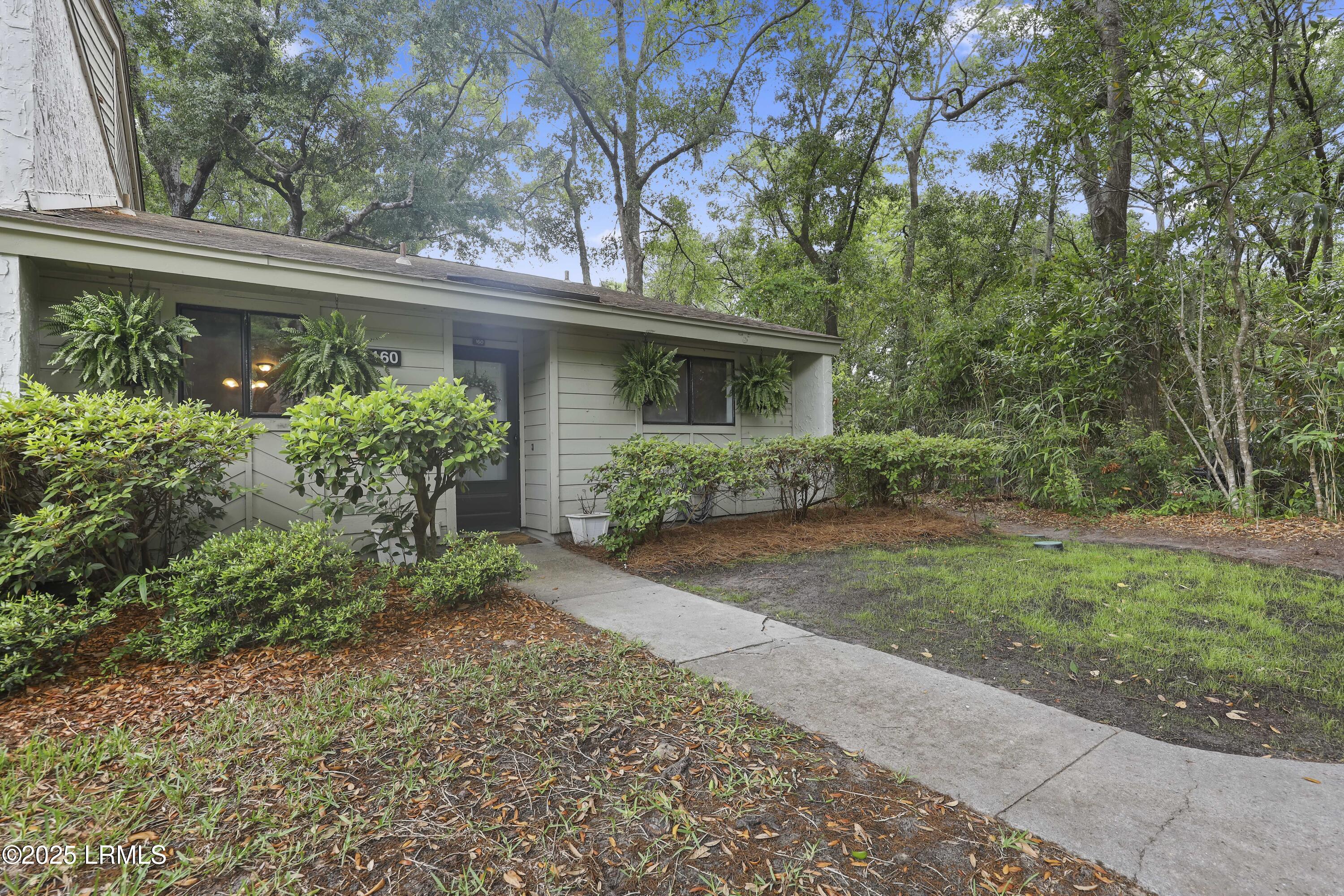 96 Mathews Drive, 160