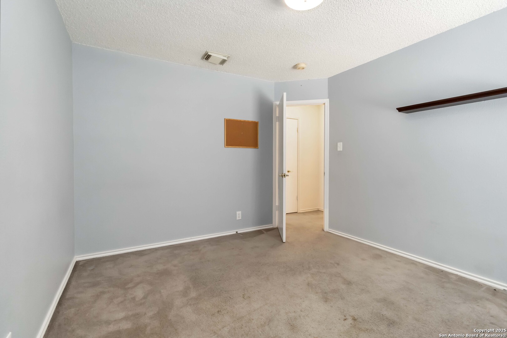 14419 Red Grove