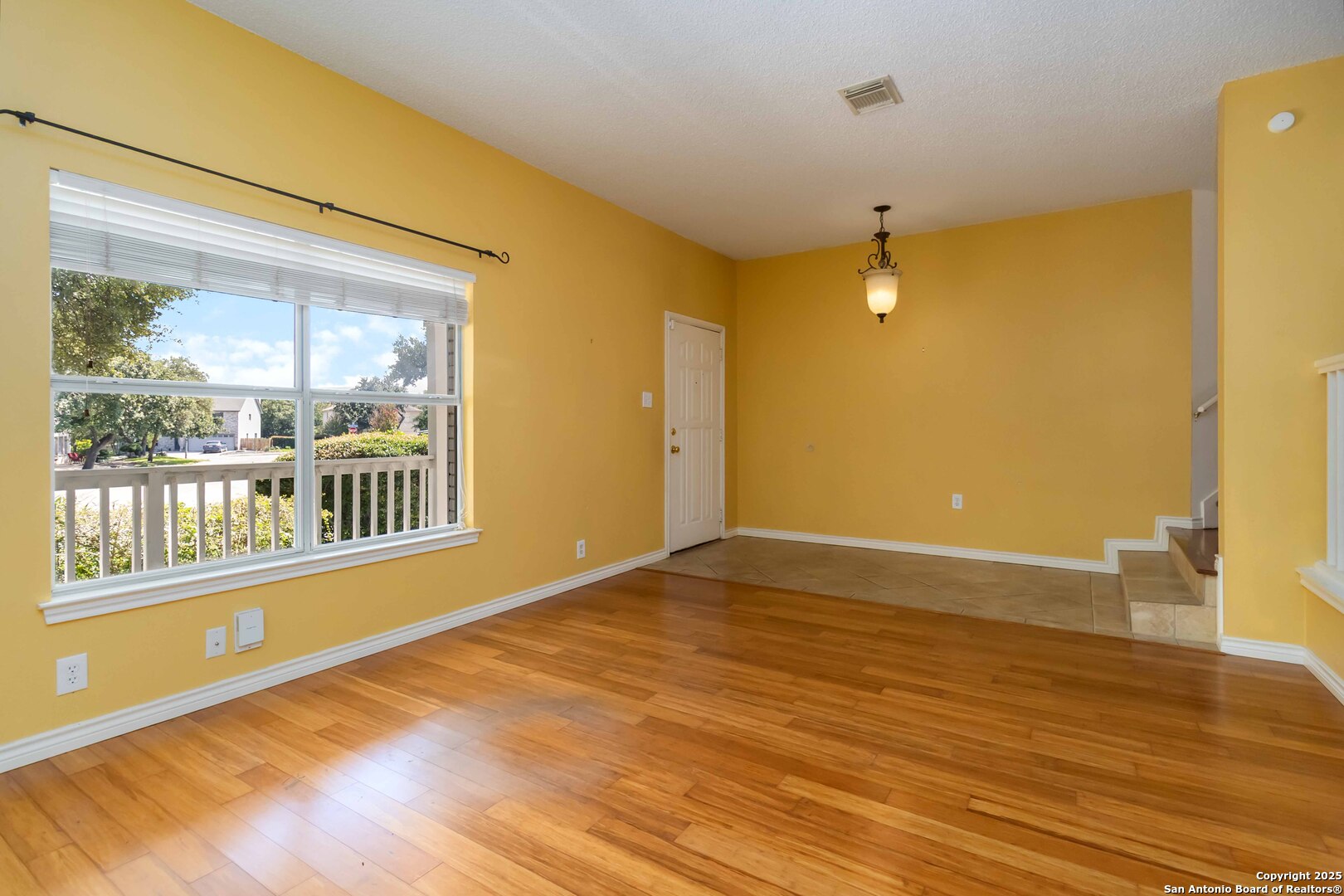 14419 Red Grove