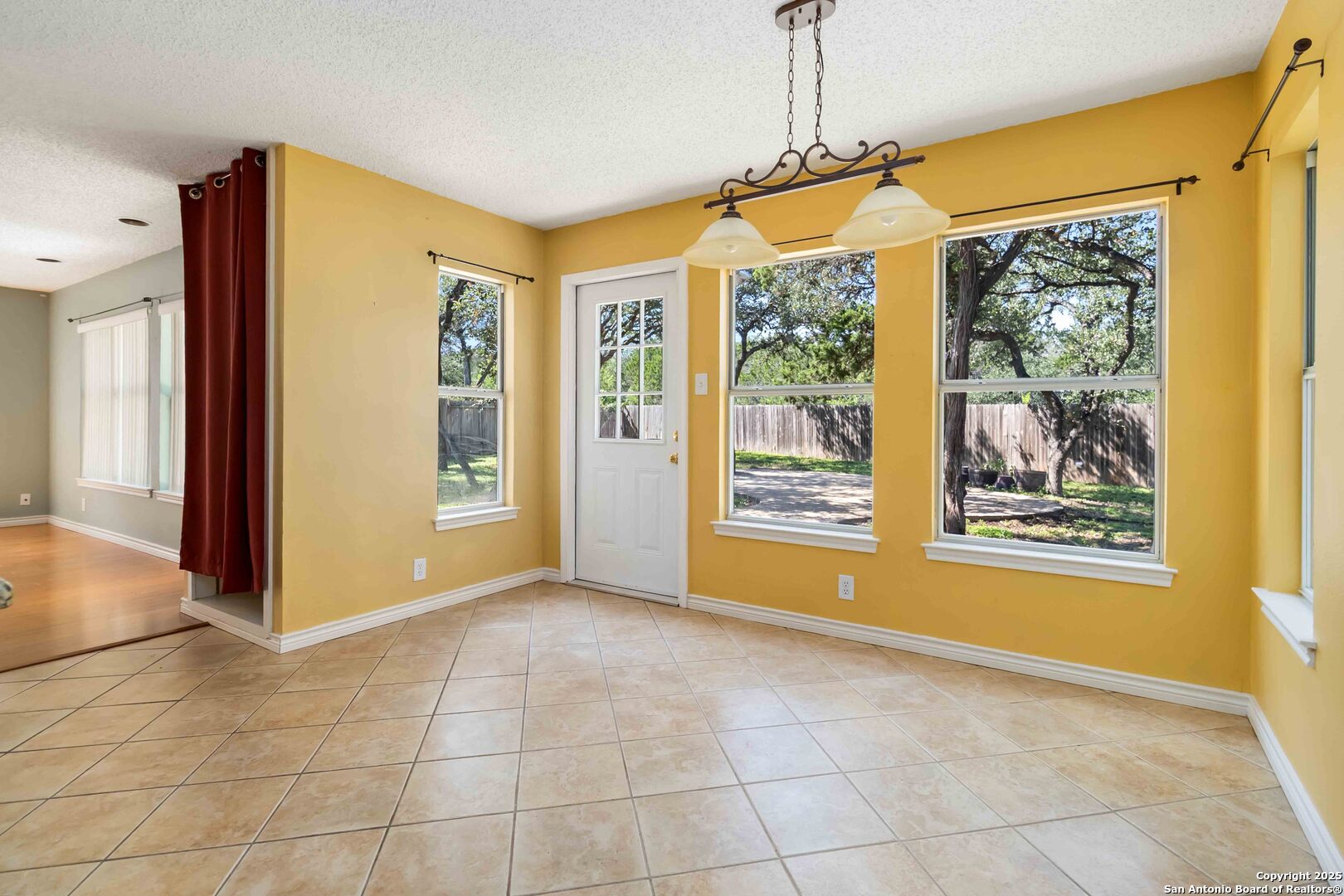 14419 Red Grove