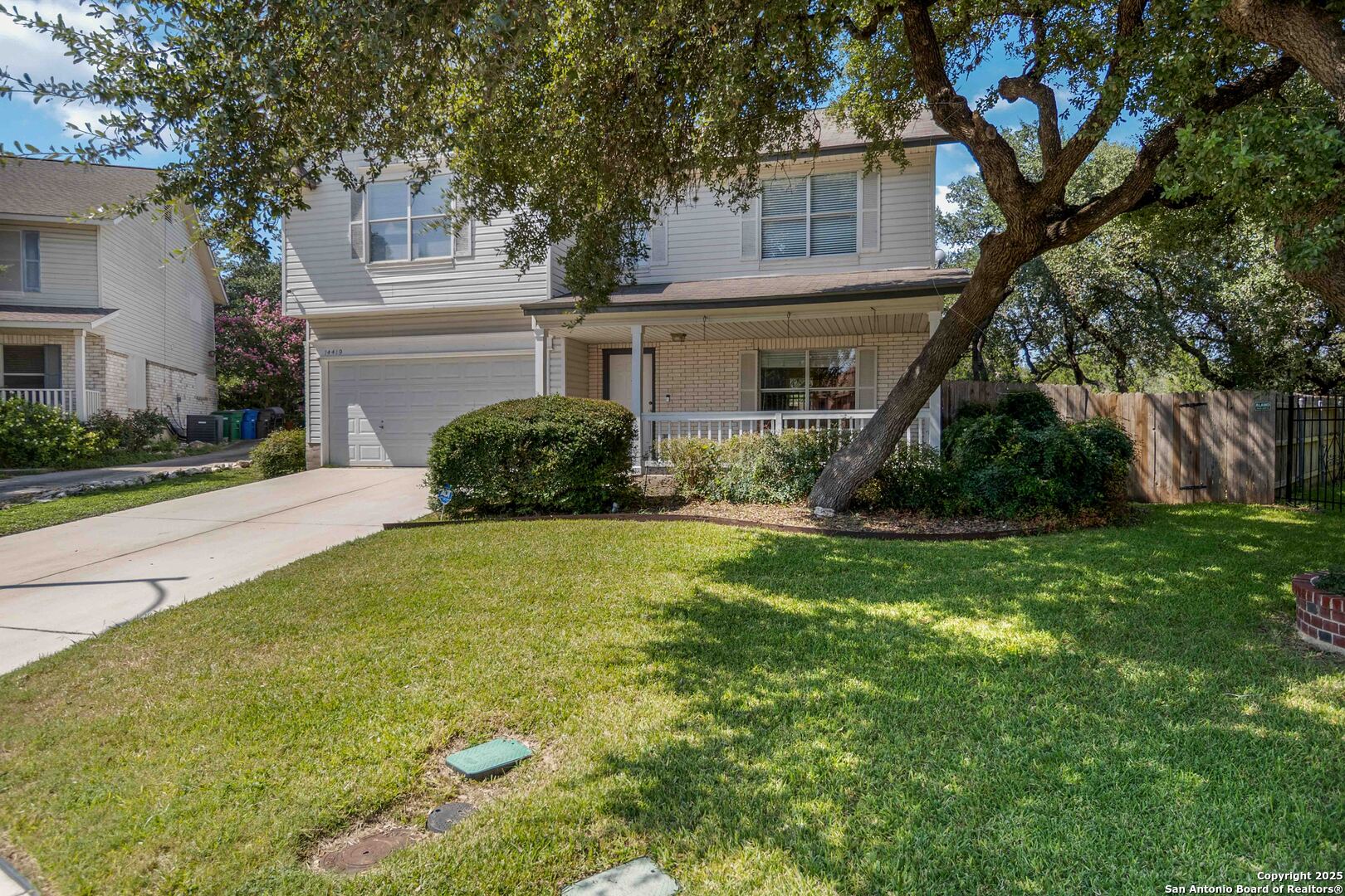 14419 Red Grove