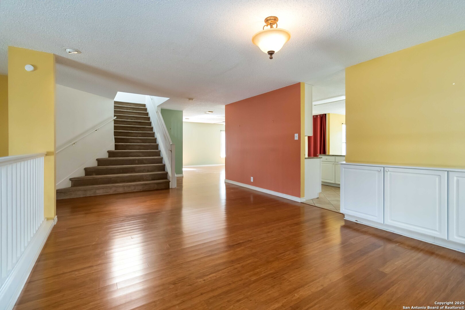 14419 Red Grove