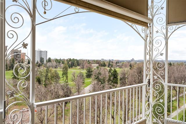 1200 N Humboldt Street Unit: 1204