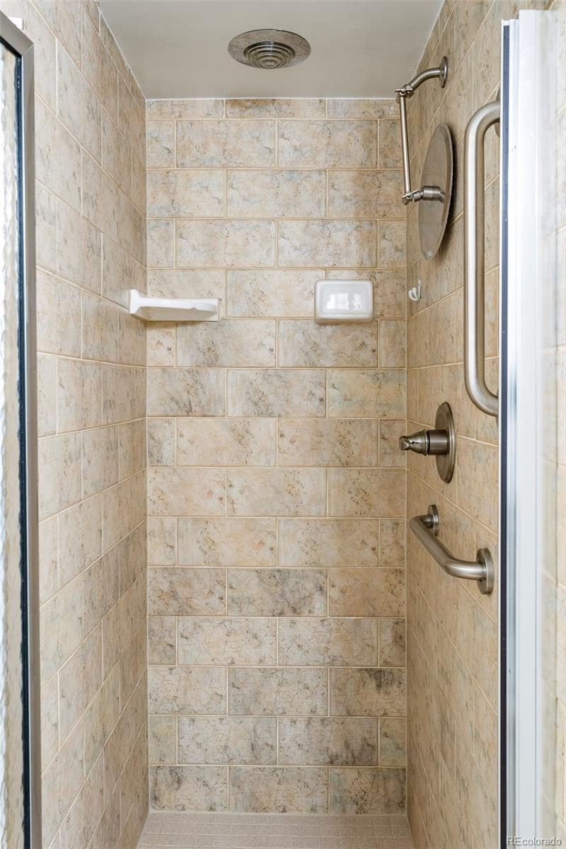 1200 N Humboldt Street Unit: 1204