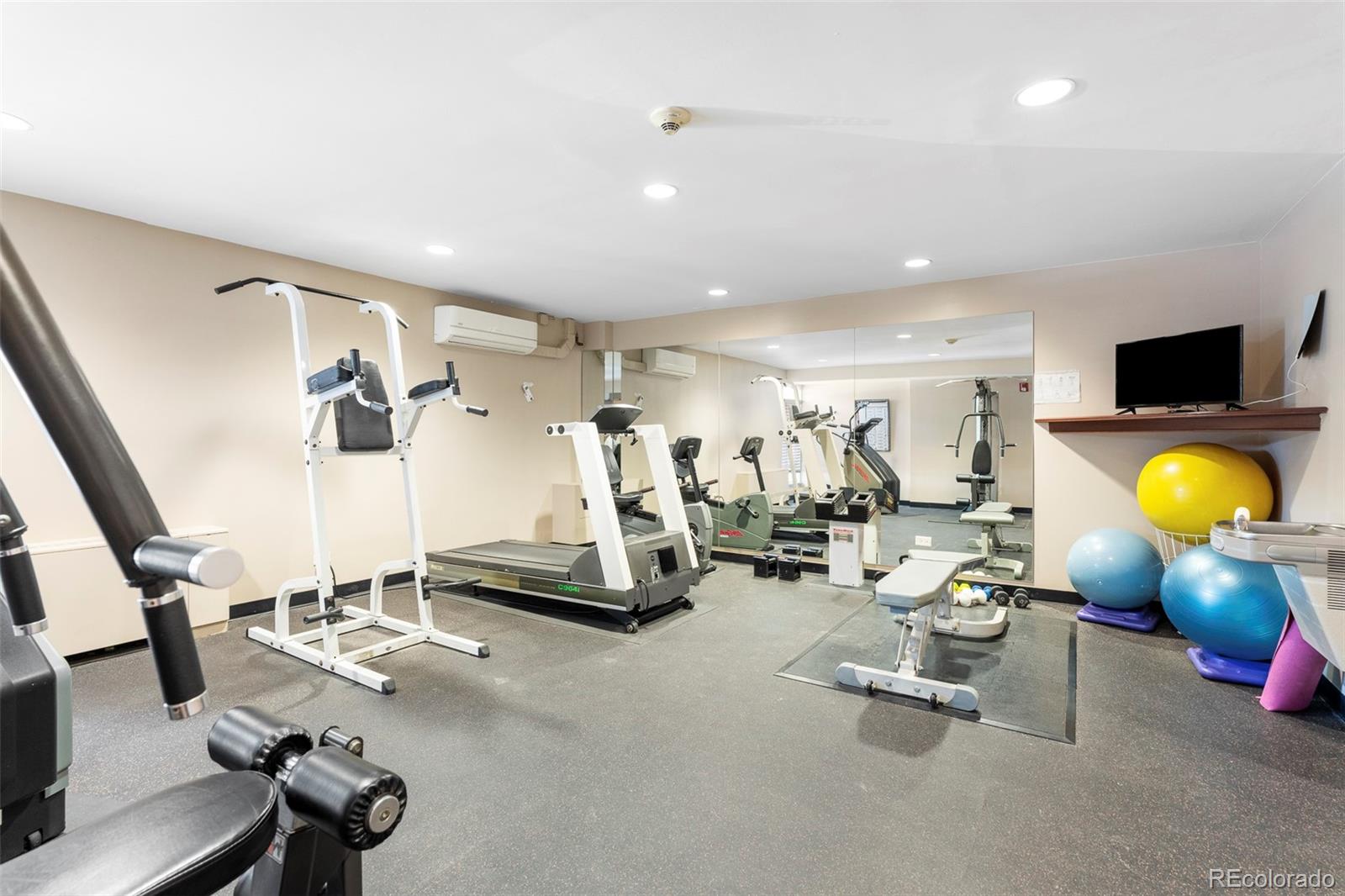 1200 N Humboldt Street Unit: 1204