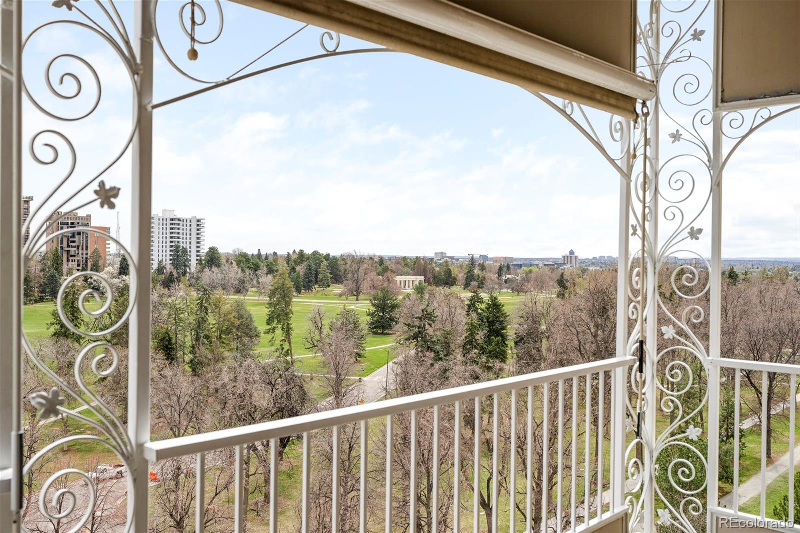 1200 N Humboldt Street Unit: 1204