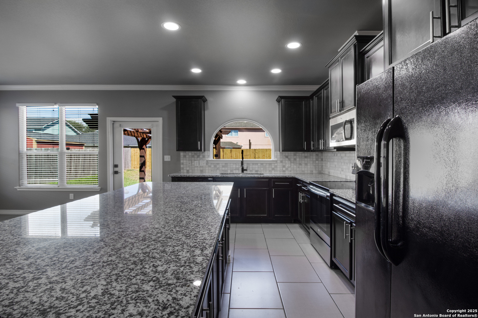 2212 Tallow