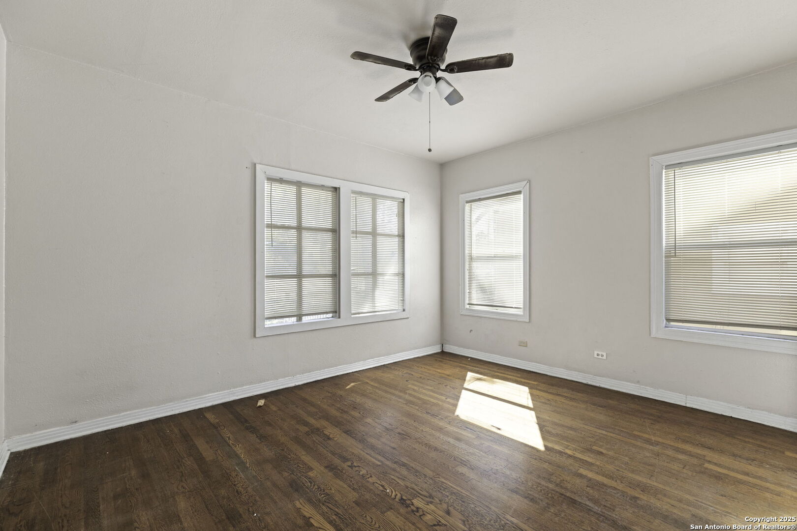 6715 Broadway