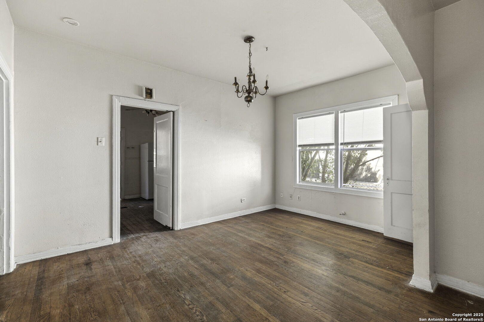 6715 Broadway