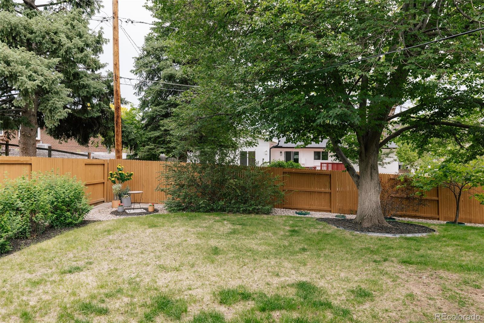 1844 S Van Gordon Street