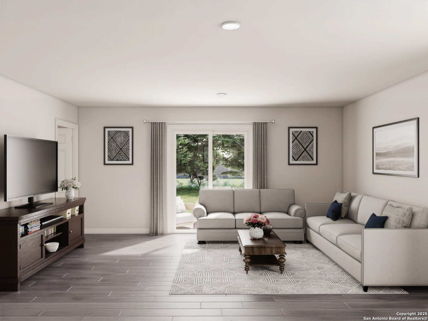 305 Mariposa Circle