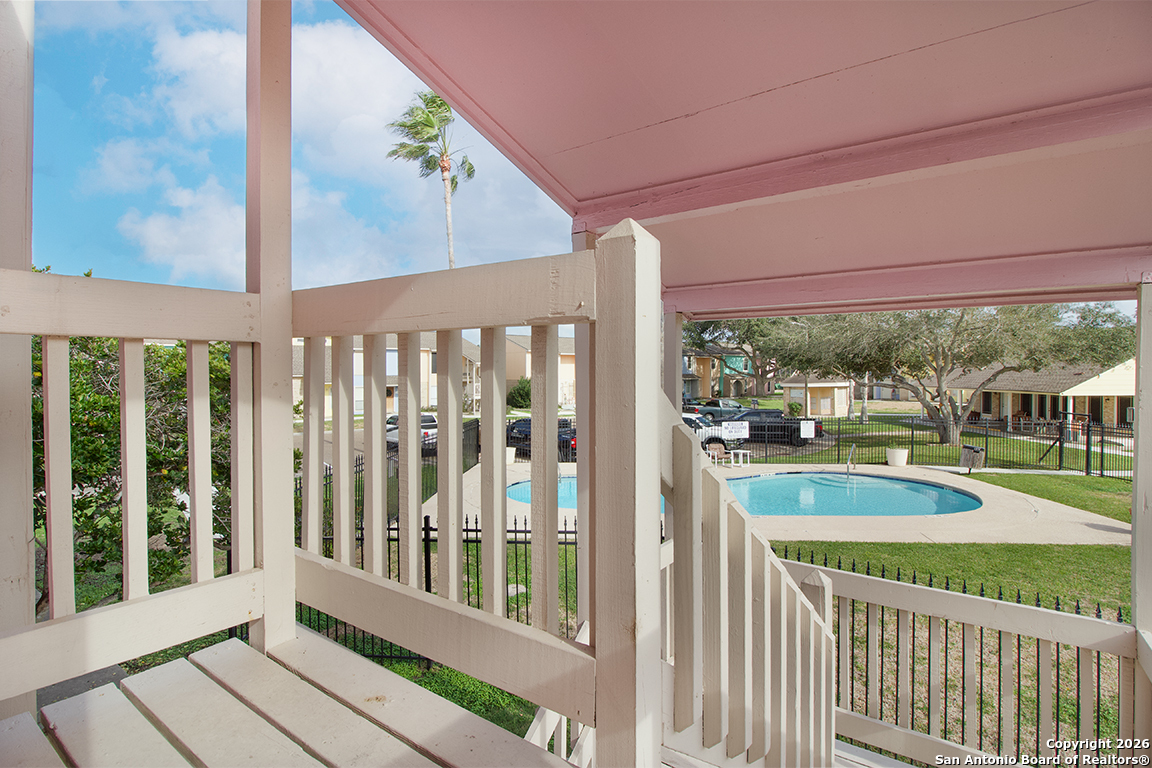 6702 Everhart Unit: O106