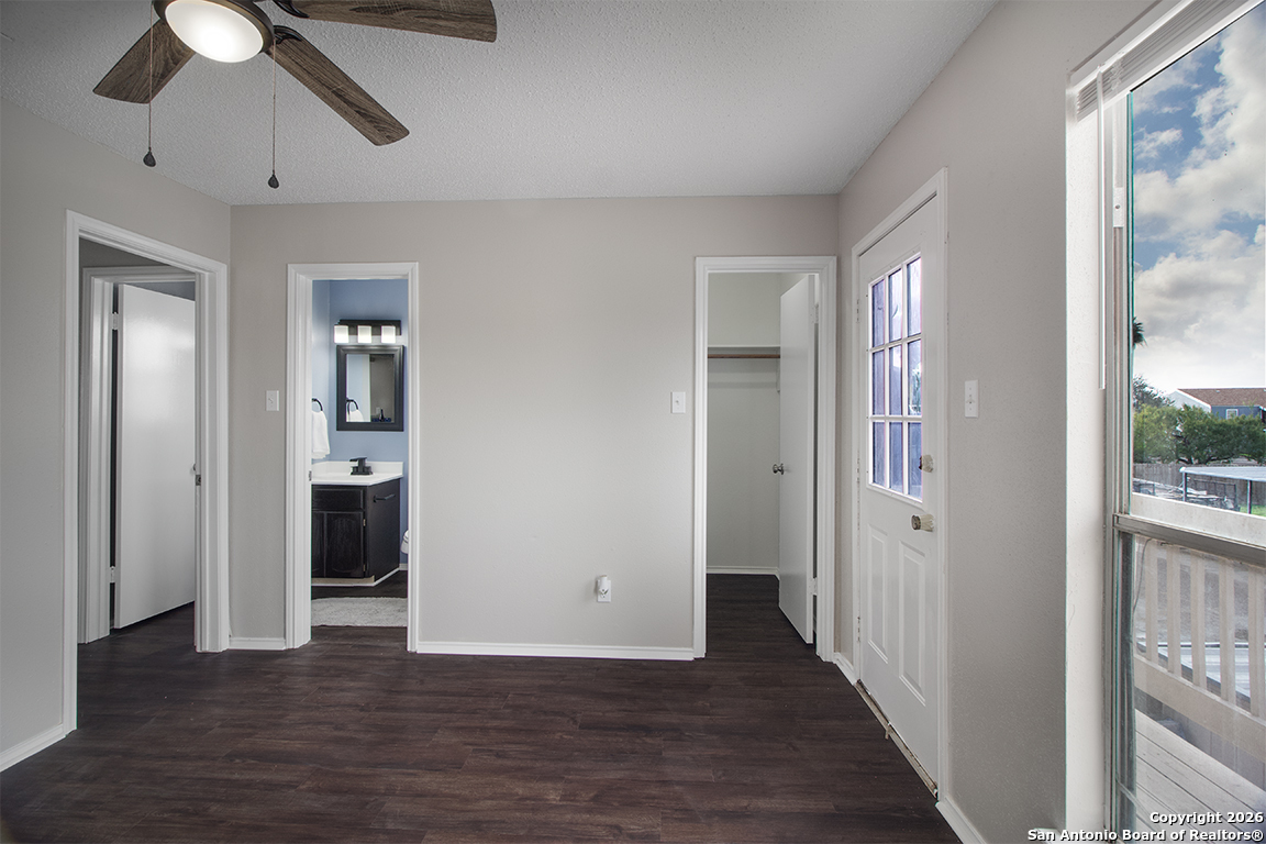 6702 Everhart Unit: O106