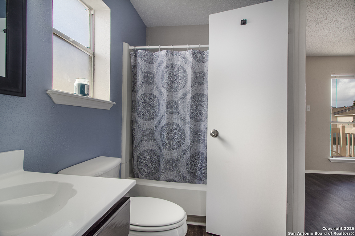 6702 Everhart Unit: O106
