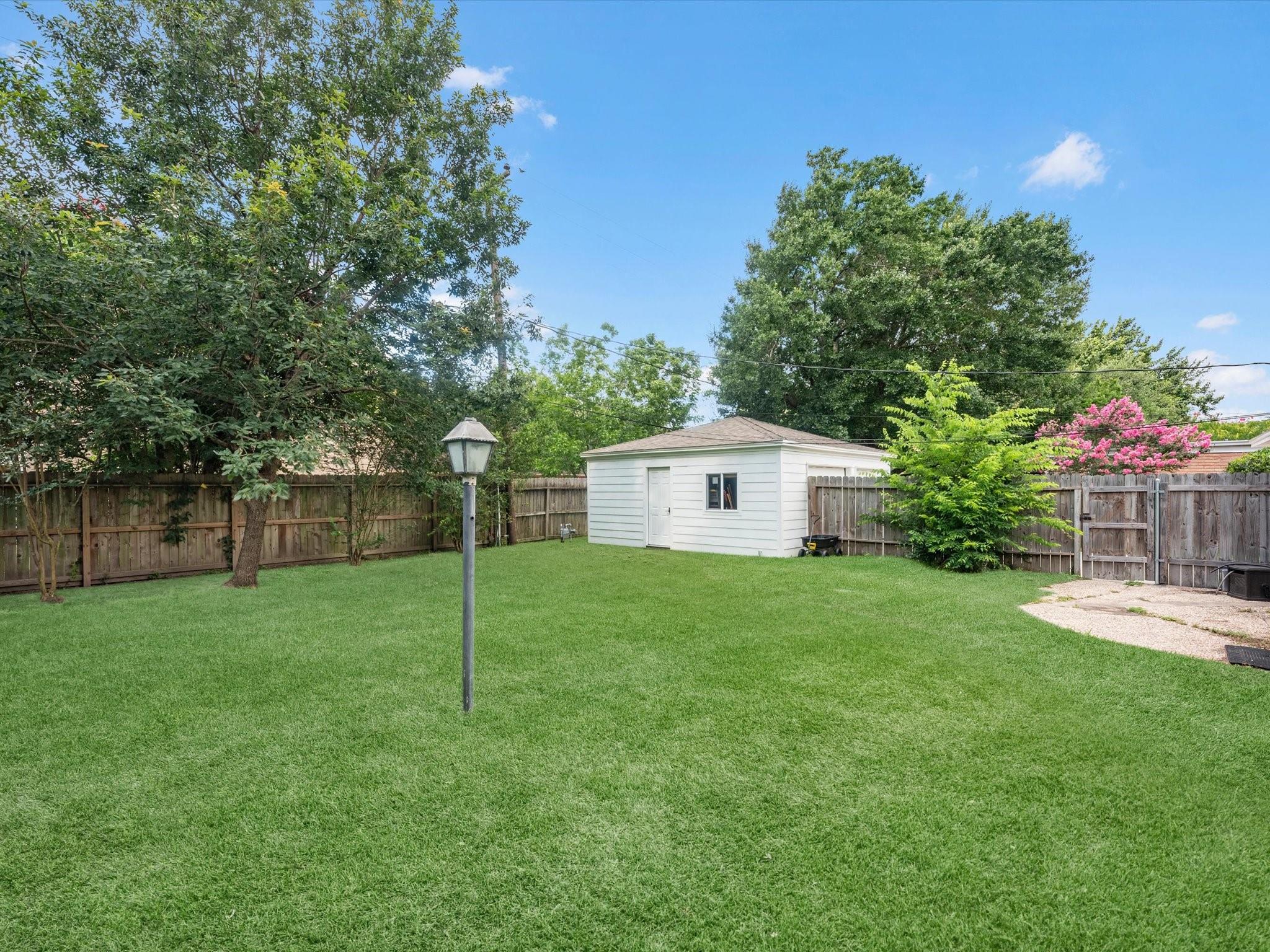 10627 Burgoyne Road