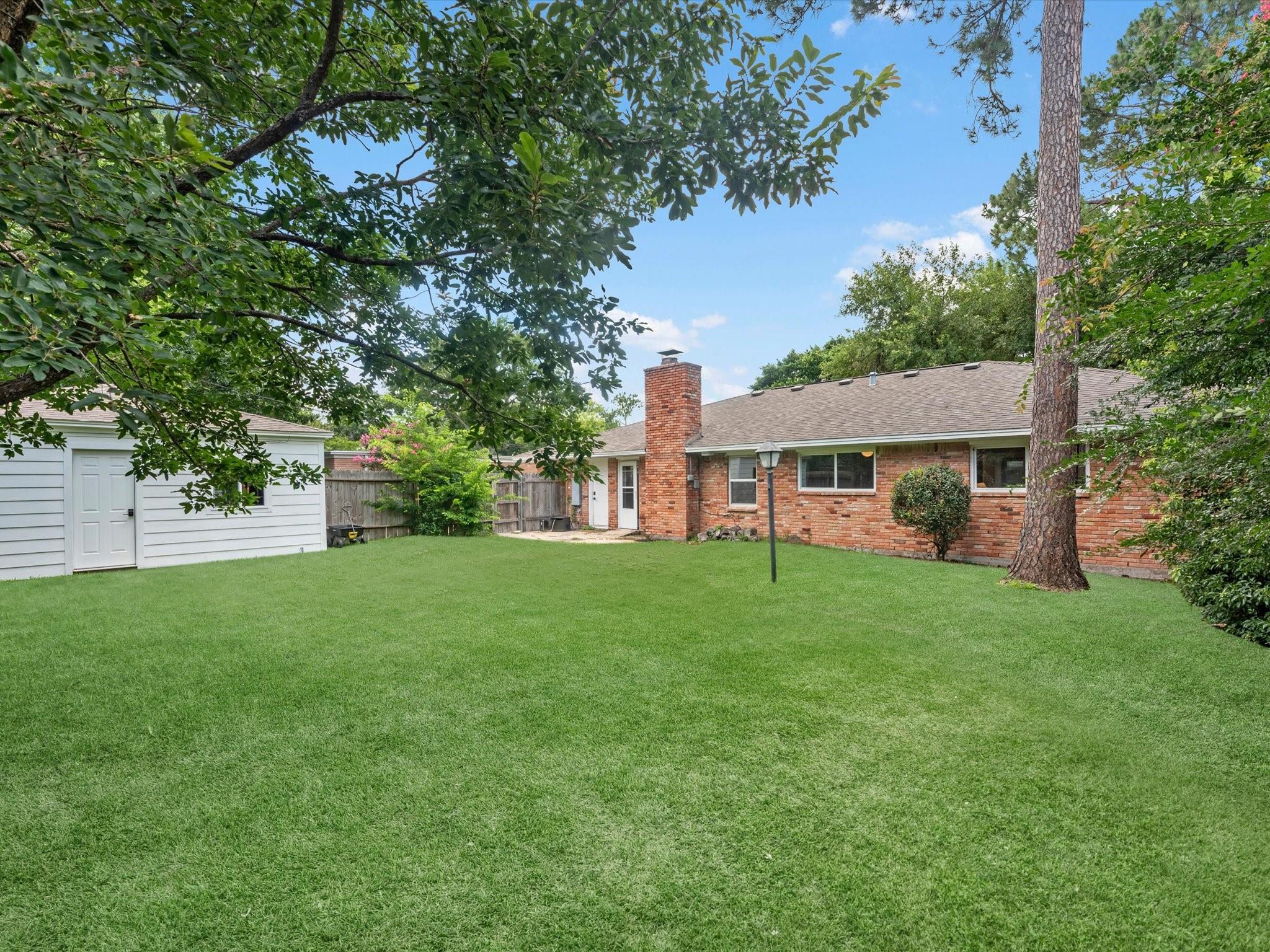 10627 Burgoyne Road