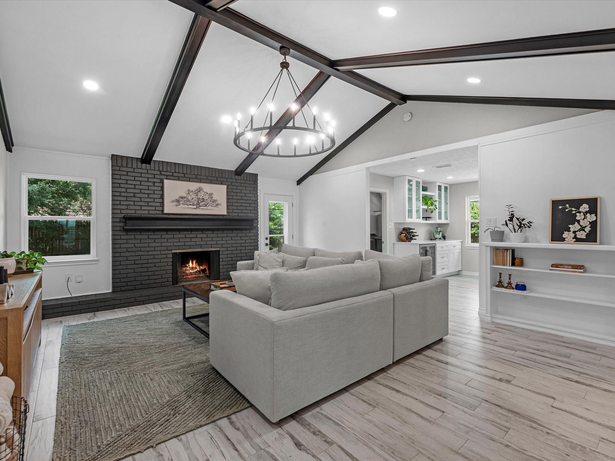 10627 Burgoyne Road