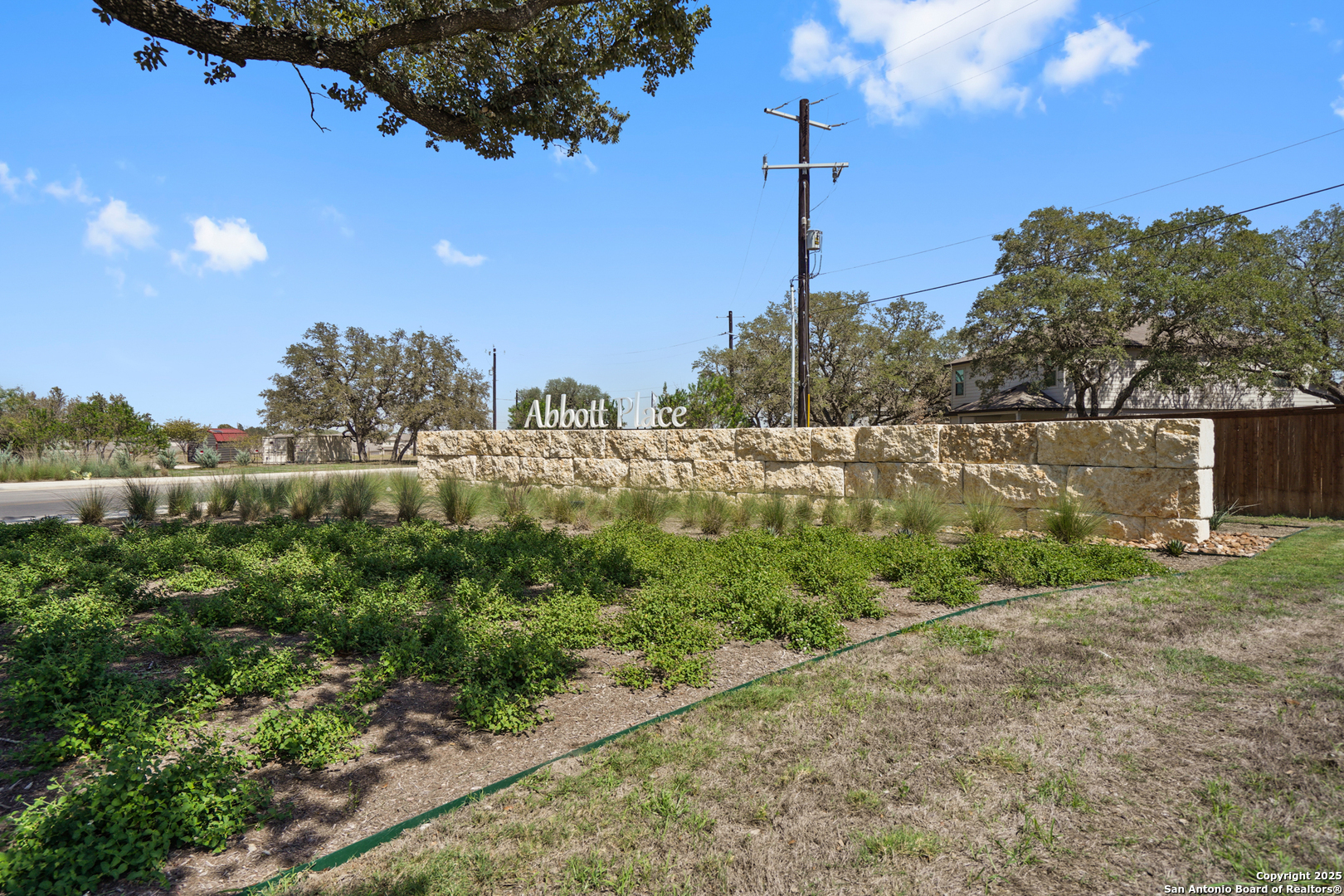 13608 Helton Pass