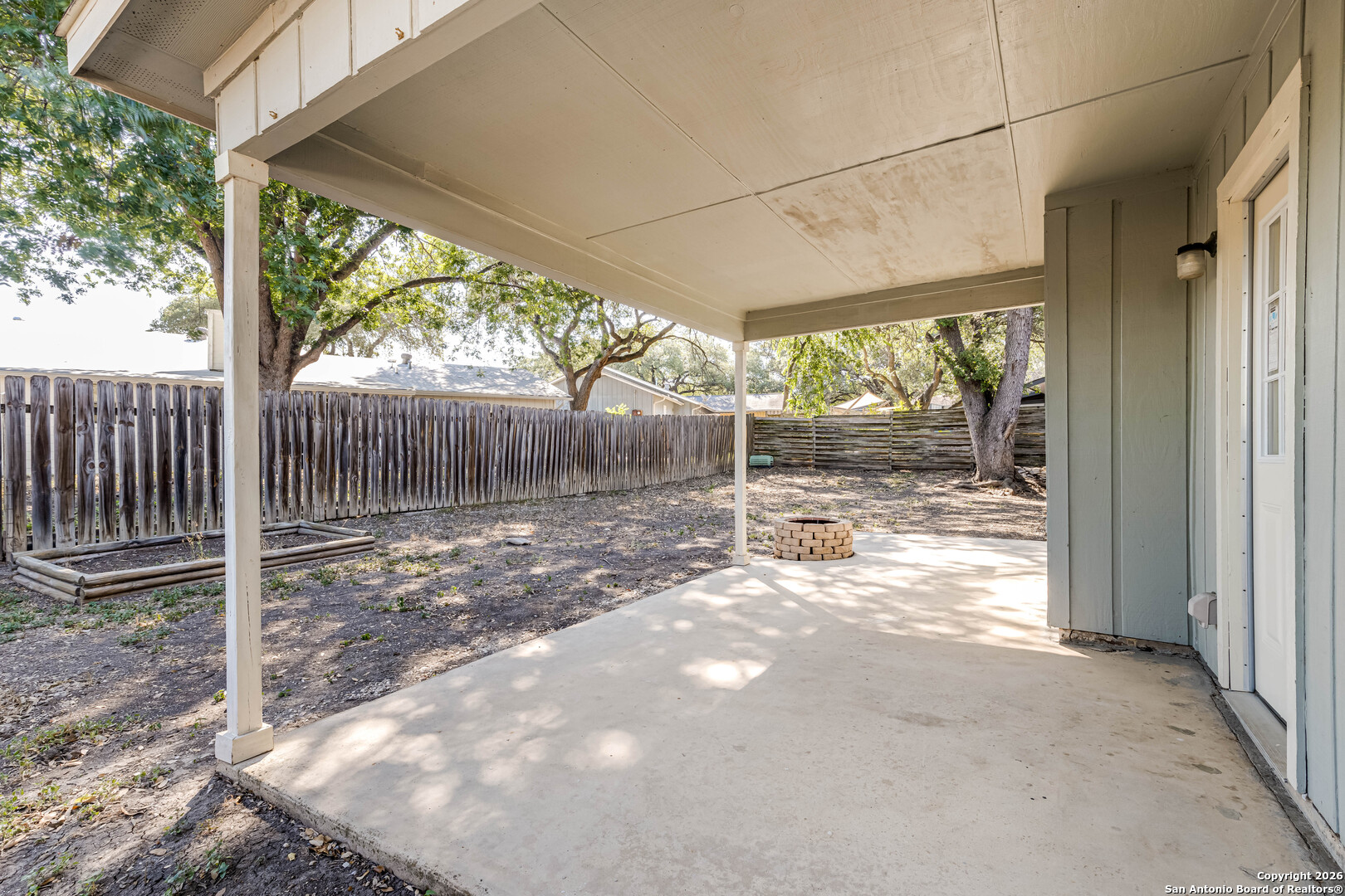 12417 Bret Springs