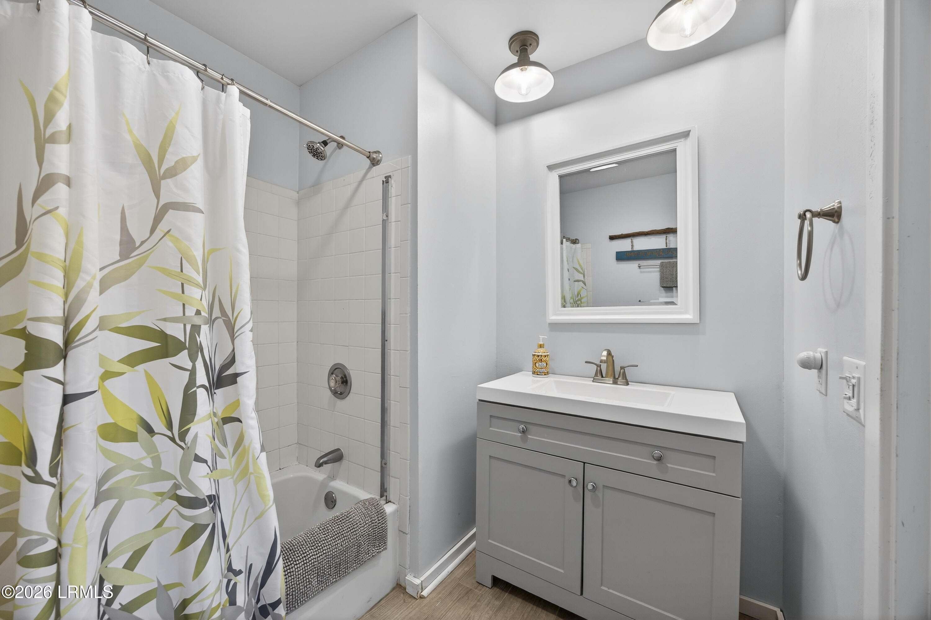 36 Deallyon Avenue 102