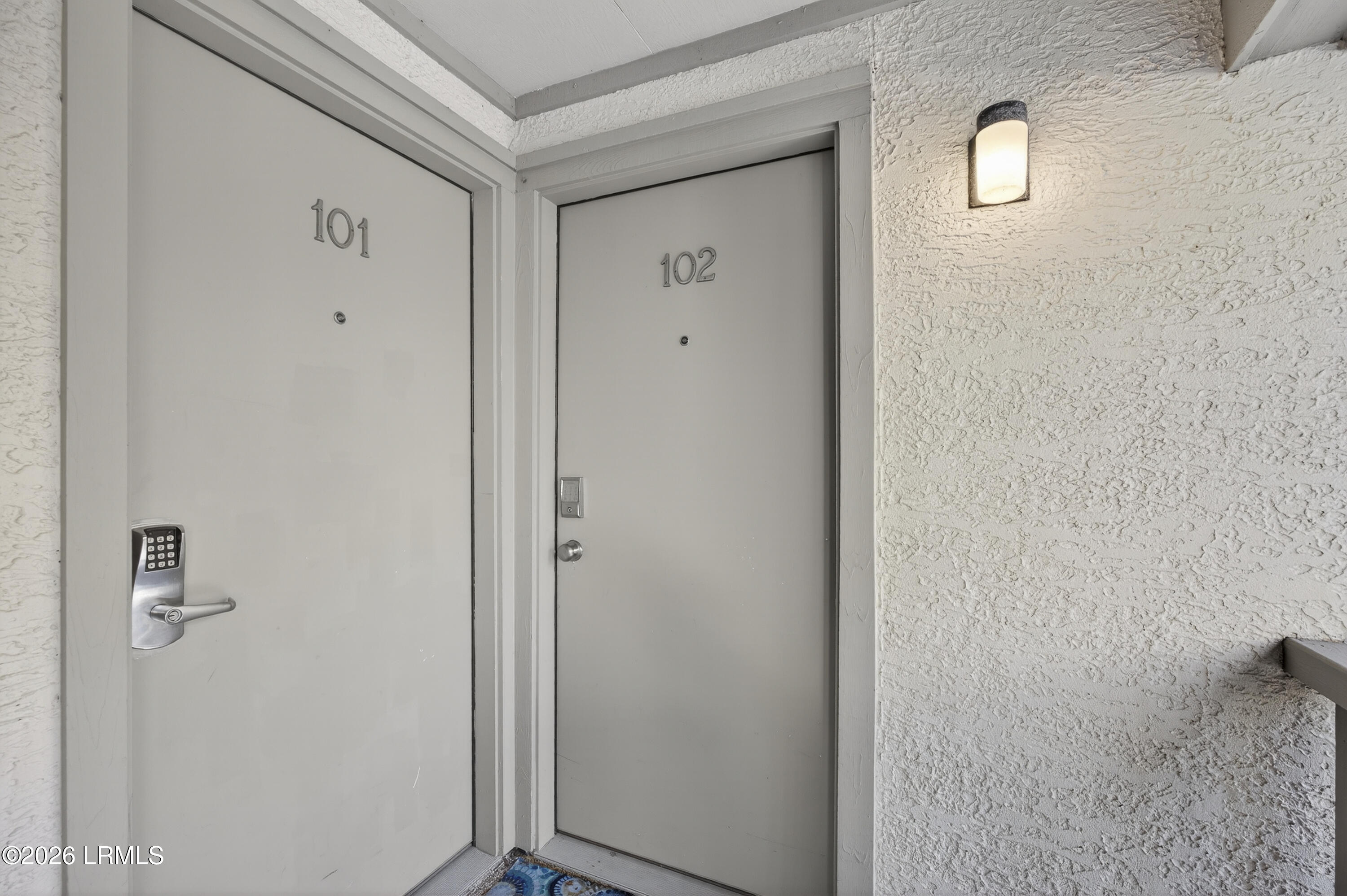 36 Deallyon Avenue 102