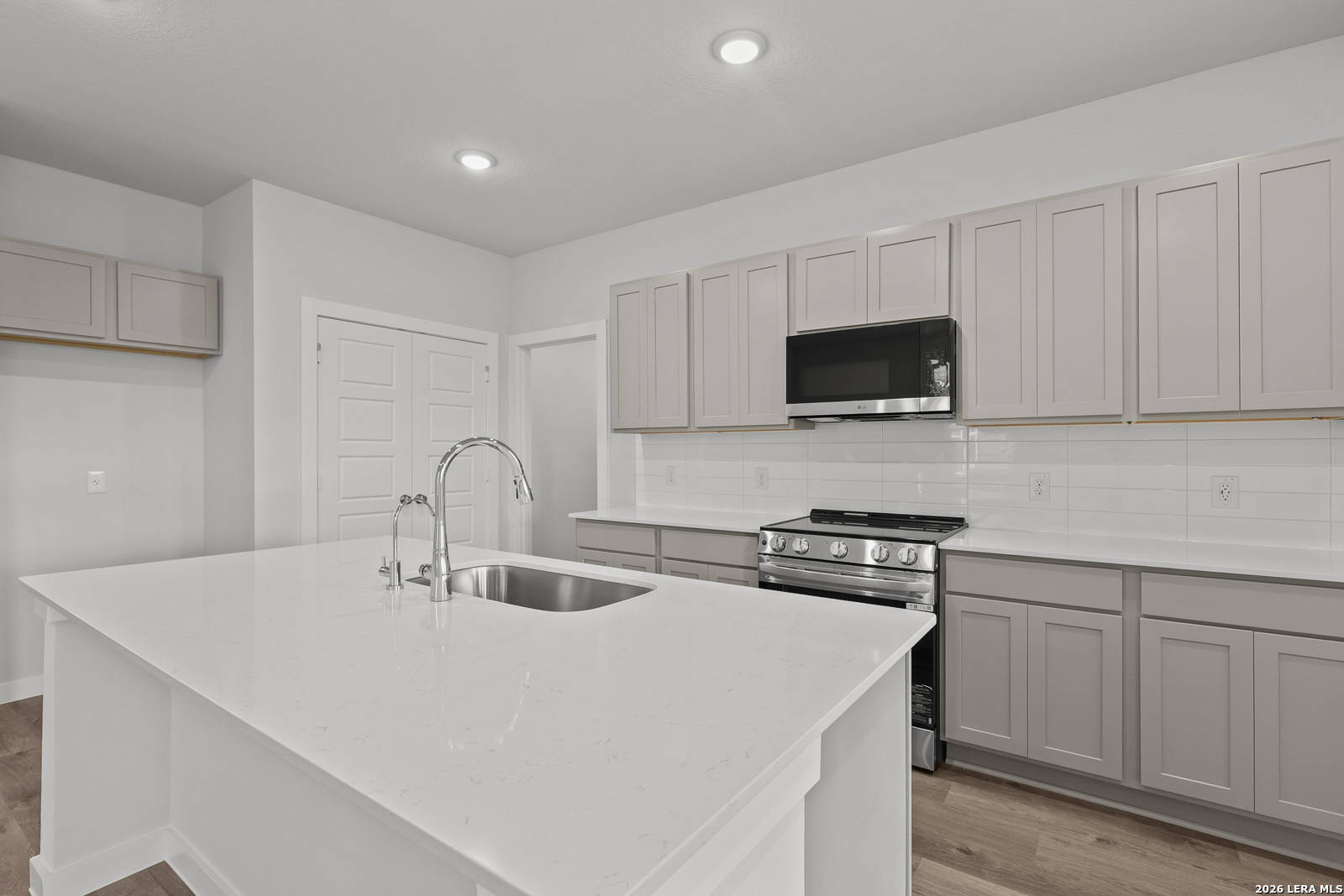 12467 Hurdelbrink Ranch