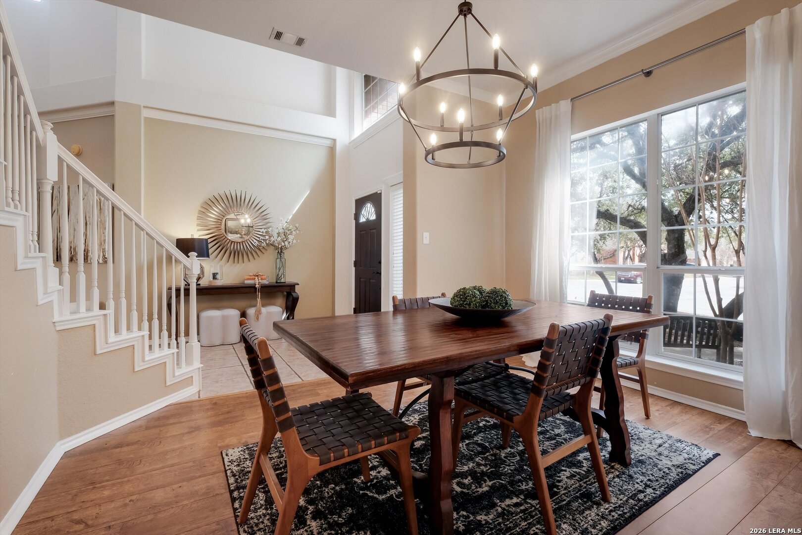 823 Peg Oak