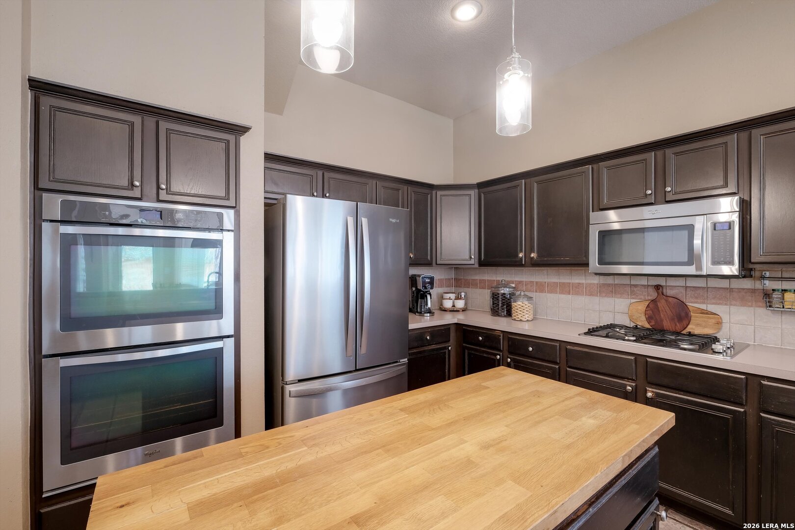 823 Peg Oak