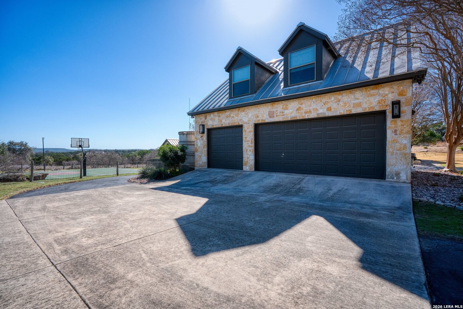 1806 Cordillera Trace