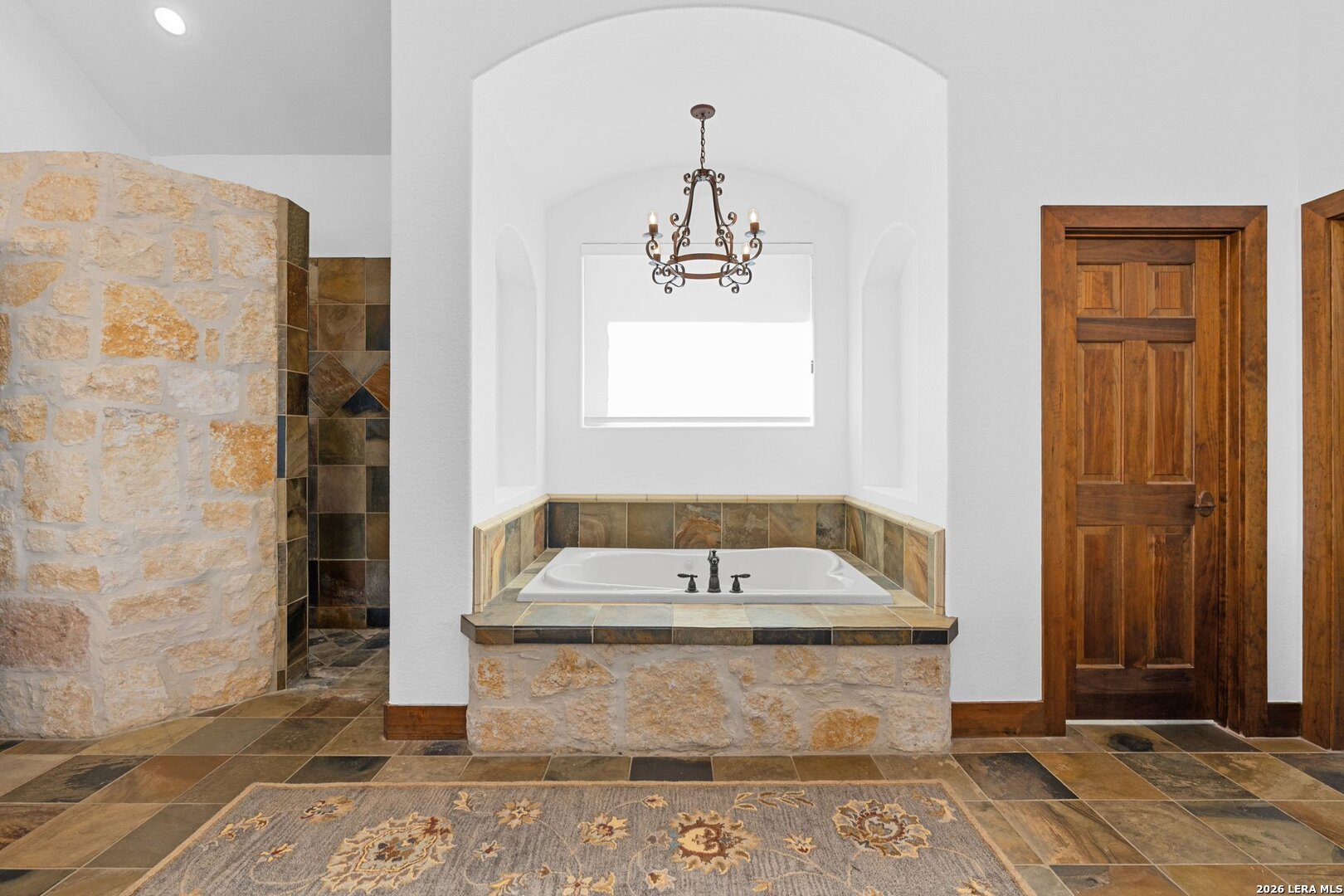 1806 Cordillera Trace