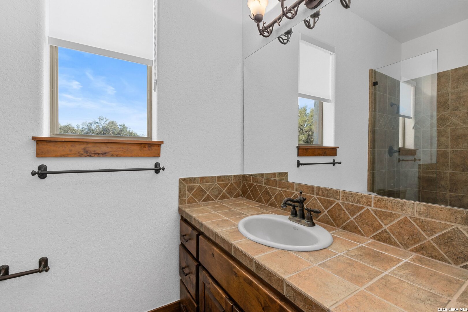 1806 Cordillera Trace
